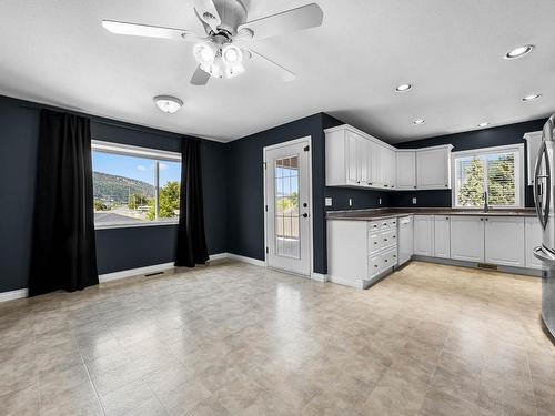 1961 Morrissey Street, Merritt, BC - Indoor Photo Showing Kitchen