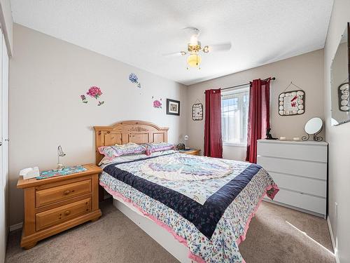 3302 Grimmet Street, Merritt, BC - Indoor Photo Showing Bedroom