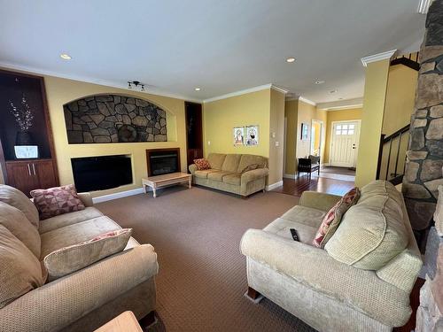 2625 Forksdale Ave, Merritt, BC - Indoor Photo Showing Living Room With Fireplace