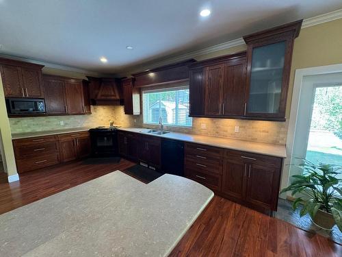 2625 Forksdale Ave, Merritt, BC - Indoor Photo Showing Kitchen With Double Sink