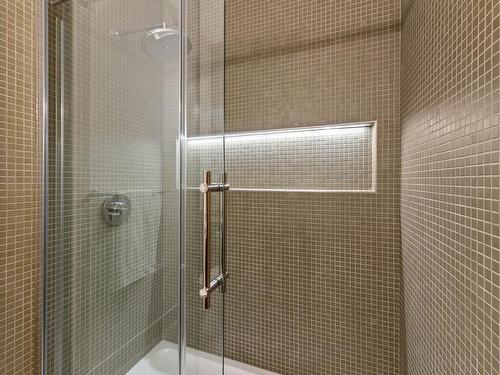 59-6005 Valley Drive, Kamloops, BC - Indoor Photo Showing Bathroom