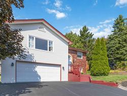 15 Leander Drive  Westphal, NS B2W 6G1