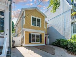 6138/6140 Duncan Street  Halifax, NS B3L 1K2