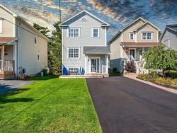 23 Fred Keyes Court  Bedford, NS B4A 4B6