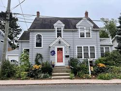 2 Admiral Street  Charlottetown, PE C1A 2C2