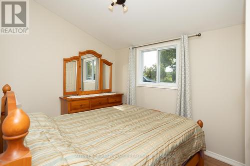 24 Hargrave Road, Kawartha Lakes (Kirkfield), ON - Indoor Photo Showing Bedroom