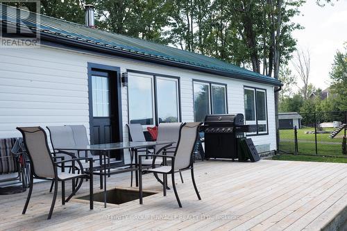 17 Meachin Drive, Kawartha Lakes (Dunsford), ON - Outdoor With Deck Patio Veranda With Exterior