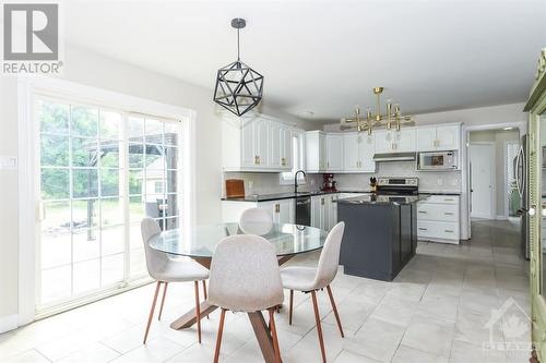 1467 Spartan Grove Street, Ottawa, ON - Indoor Photo Showing Dining Room