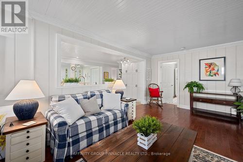 44 Cedar Beach Road, Brock (Beaverton), ON - Indoor Photo Showing Living Room