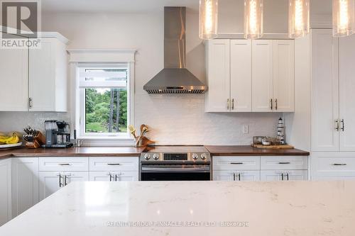 103B Carriage Landing Road, Renfrew, ON - Indoor Photo Showing Kitchen