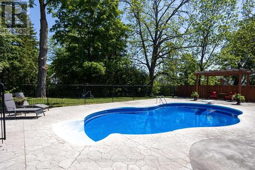 77 Bond Street W, Kawartha Lakes (Lindsay), ON - Outdoor With In Ground Pool With Backyard