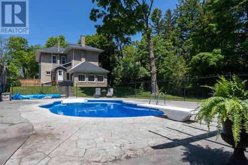 77 Bond Street W, Kawartha Lakes (Lindsay), ON - Outdoor With In Ground Pool