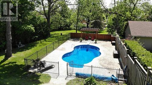 77 Bond Street W, Kawartha Lakes (Lindsay), ON - Outdoor With In Ground Pool With Backyard