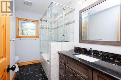 103 Clifton Street, Kawartha Lakes (Fenelon Falls), ON - Indoor Photo Showing Bathroom