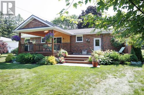 103 Clifton Street, Kawartha Lakes (Fenelon Falls), ON - Outdoor With Deck Patio Veranda