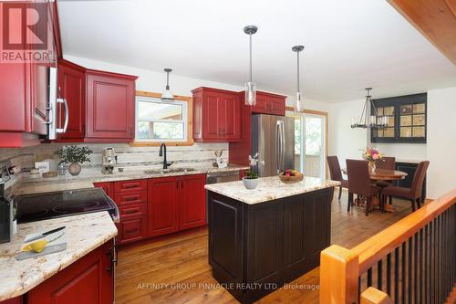 103 Clifton Street, Kawartha Lakes (Fenelon Falls), ON - Indoor Photo Showing Kitchen