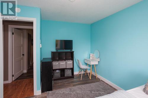 71 Goodman Road, Kawartha Lakes (Fenelon Falls), ON - Indoor Photo Showing Bedroom