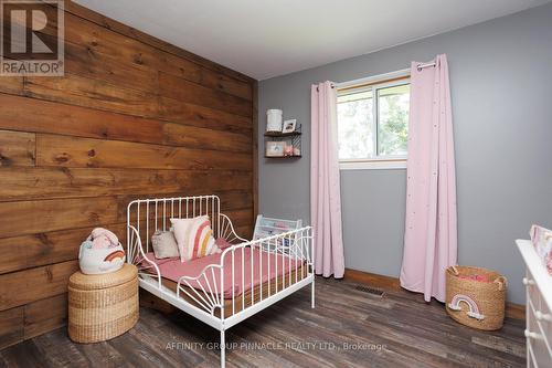 71 Goodman Road, Kawartha Lakes (Fenelon Falls), ON - Indoor Photo Showing Bedroom