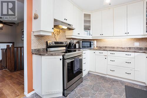 71 Goodman Road, Kawartha Lakes (Fenelon Falls), ON - Indoor Photo Showing Kitchen