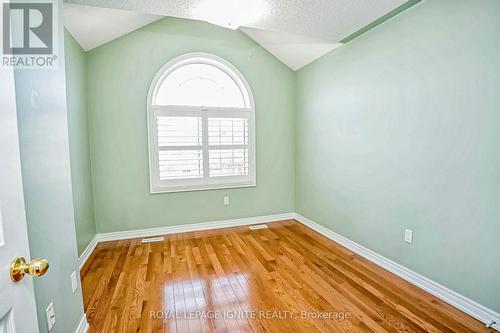 108 Ozner Crescent, Vaughan, ON - Indoor Photo Showing Other Room