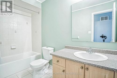 108 Ozner Crescent, Vaughan, ON - Indoor Photo Showing Bathroom