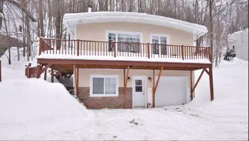 Frontage - 102 Ch. Du Mont-Maribou, Saint-Sauveur, QC - Outdoor With Exterior