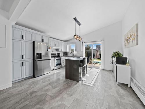 Kitchen - 462 Rue Surprenant, Drummondville, QC - Indoor Photo Showing Kitchen