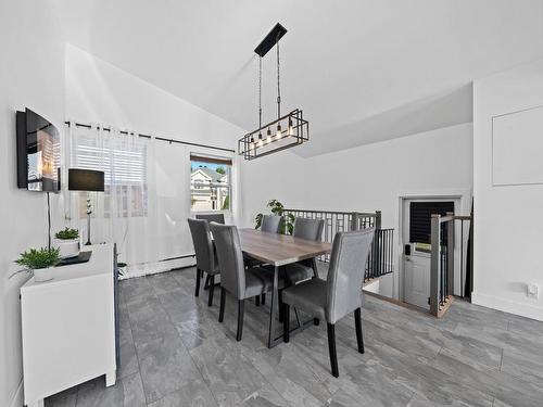 Dining room - 462 Rue Surprenant, Drummondville, QC - Indoor Photo Showing Dining Room