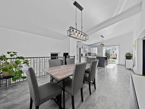 Dining room - 462 Rue Surprenant, Drummondville, QC - Indoor Photo Showing Dining Room