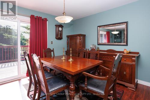 48 Albert Street, Kawartha Lakes (Fenelon Falls), ON - Indoor Photo Showing Dining Room