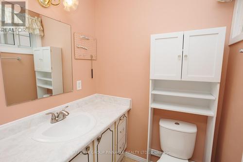 48 Albert Street, Kawartha Lakes (Fenelon Falls), ON - Indoor Photo Showing Bathroom