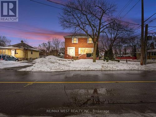 139 Homewood Avenue, Toronto, ON - Outdoor