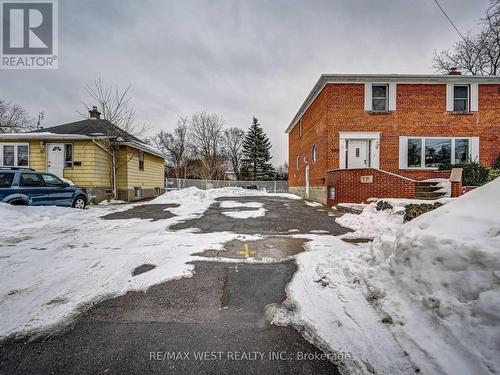 139 Homewood Avenue, Toronto, ON - Outdoor