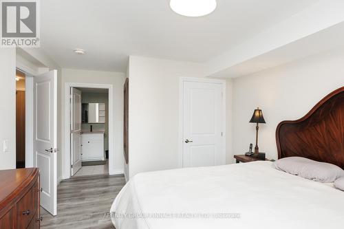 105 - 25 King Street, Kawartha Lakes (Lindsay), ON - Indoor Photo Showing Bedroom