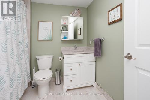 105 - 25 King Street, Kawartha Lakes (Lindsay), ON - Indoor Photo Showing Bathroom