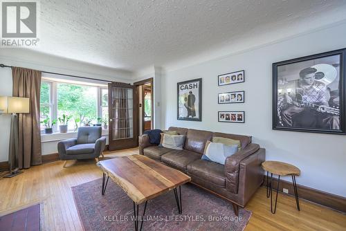 178 Thornton Avenue, London, ON - Indoor Photo Showing Living Room