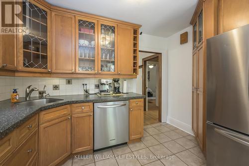 178 Thornton Avenue, London, ON - Indoor Photo Showing Kitchen