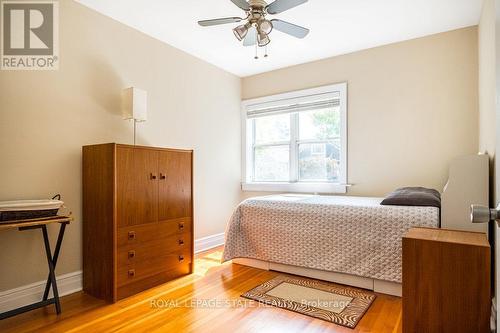 34 Norwood Road, Hamilton (Westdale), ON - Indoor Photo Showing Bedroom