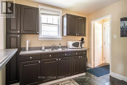 34 Norwood Road, Hamilton (Westdale), ON - Indoor Photo Showing Kitchen With Double Sink