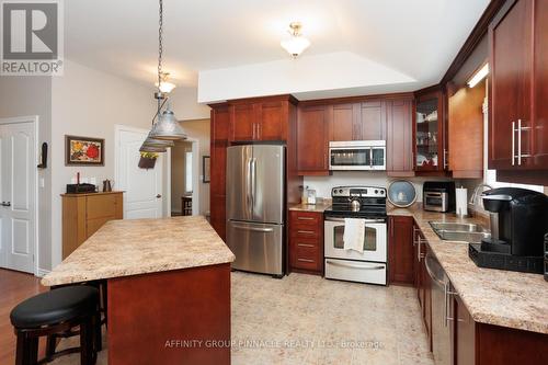 10 Horton Place, Kawartha Lakes (Lindsay), ON - Indoor Photo Showing Kitchen With Double Sink