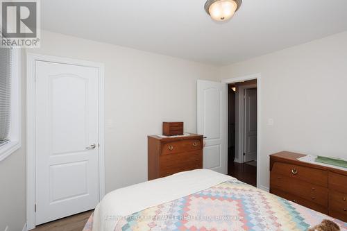 10 Horton Place, Kawartha Lakes (Lindsay), ON - Indoor Photo Showing Bedroom