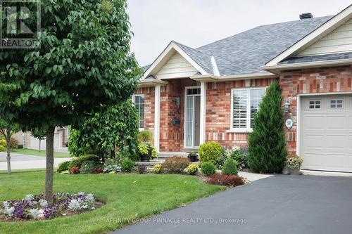 10 Horton Place, Kawartha Lakes (Lindsay), ON - Outdoor With Facade