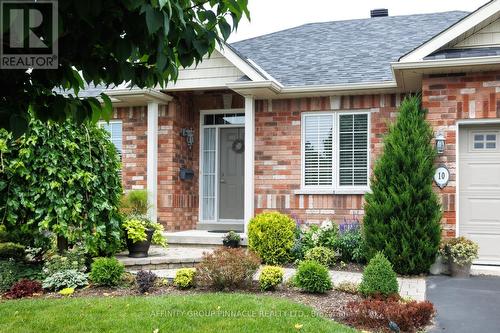 10 Horton Place, Kawartha Lakes (Lindsay), ON - Outdoor With Facade