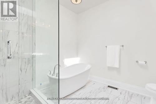 663 Oxford Street, Toronto (Mimico), ON - Indoor Photo Showing Bathroom