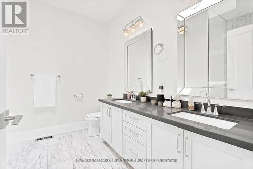 663 Oxford Street, Toronto (Mimico), ON - Indoor Photo Showing Bathroom