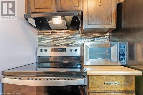 769 Cabot Trail, Milton, ON - Indoor Photo Showing Kitchen