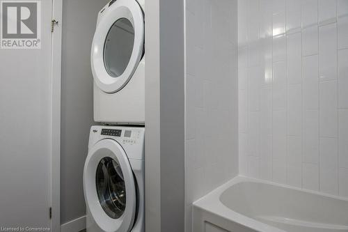 100 Garment Street Unit# 908, Kitchener, ON - Indoor Photo Showing Laundry Room