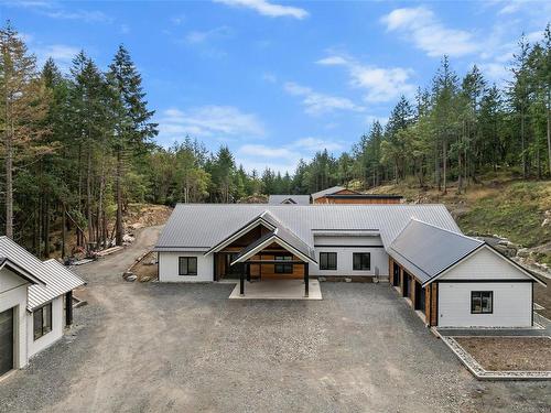 6707 Willis Point Rd, Central Saanich, BC 