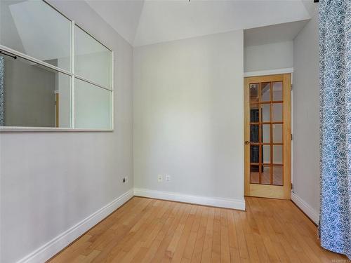 1-800 St. Charles St, Victoria, BC - Indoor Photo Showing Other Room