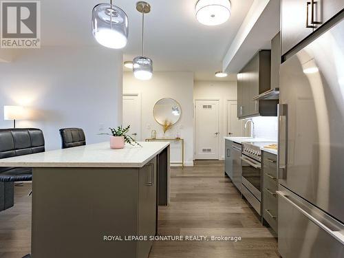 1004 - 500 Brock Avenue, Burlington (Brant), ON - Indoor Photo Showing Kitchen